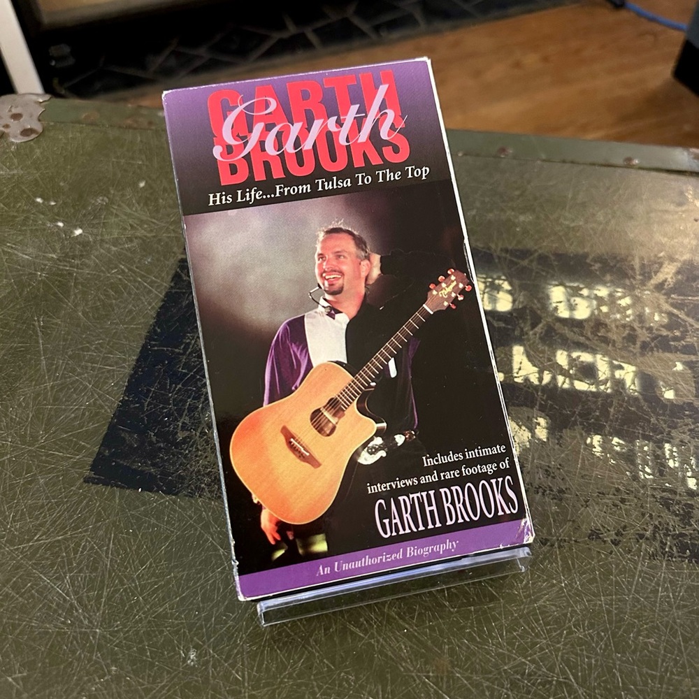 Garth Brooks vhs